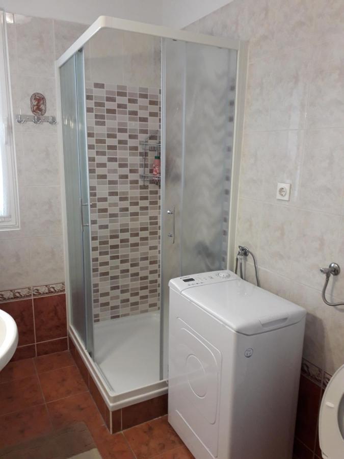 Apartments J&R Babara Биоград-на-Мору Экстерьер фото