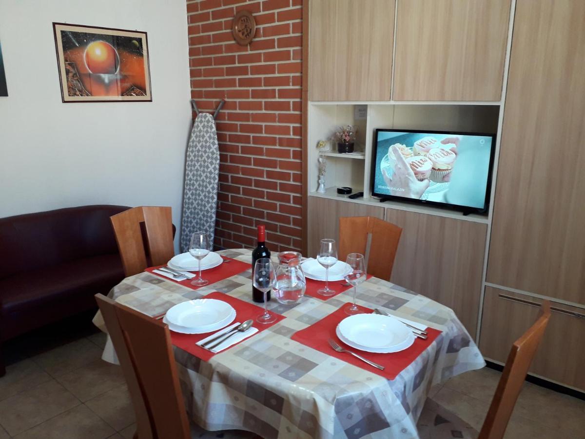 Apartments J&R Babara Биоград-на-Мору Экстерьер фото