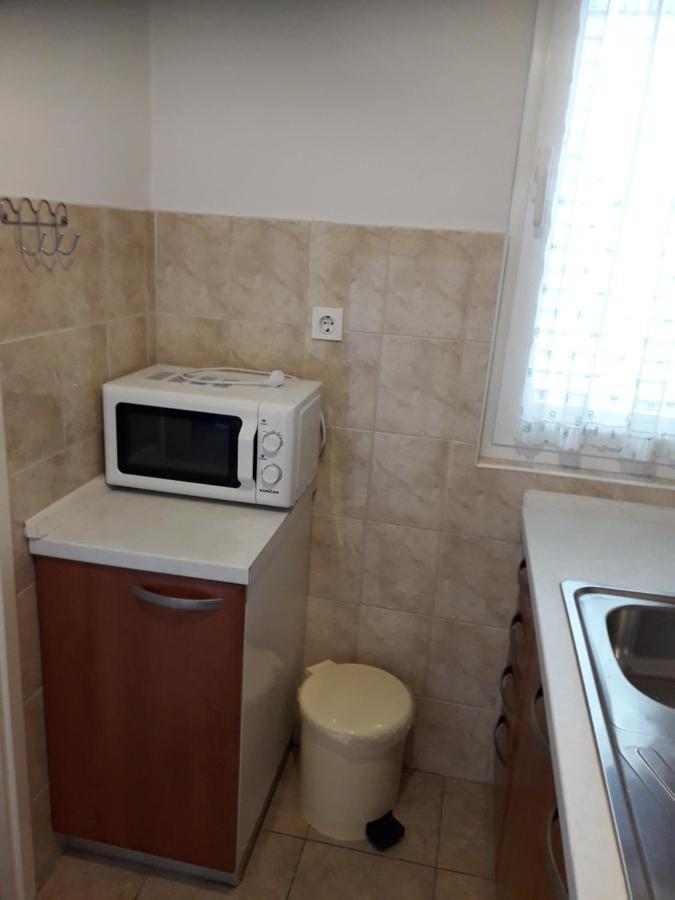 Apartments J&R Babara Биоград-на-Мору Экстерьер фото