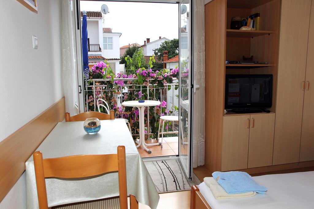 Apartments J&R Babara Биоград-на-Мору Номер фото